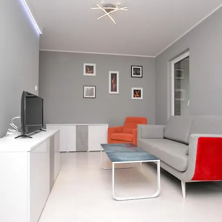 Diamentowy Z Garazem -centrum Gliwic Apartment *