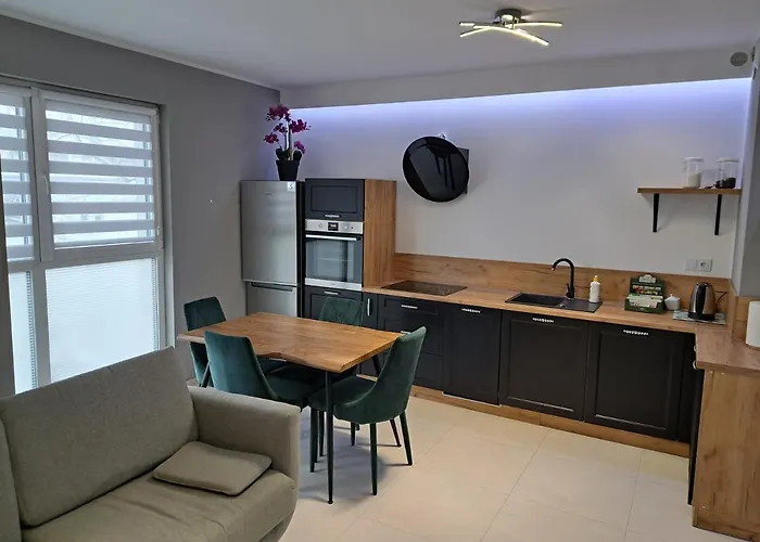 Diamentowy Z Garazem -centrum Gliwic Apartmán *